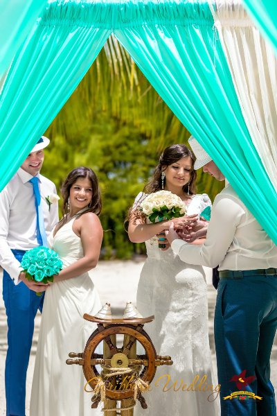 http://caribbean-wedding.ru/wp-content/gallery/morskaya-svadba/svadba-v-dominicane-23.jpg