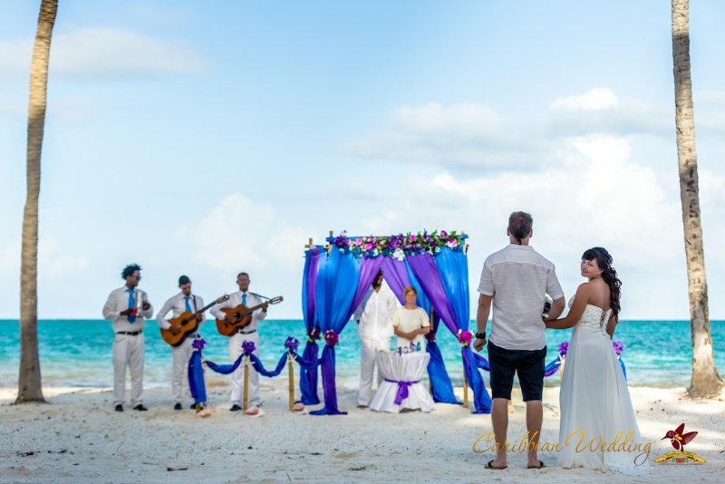 http://caribbean-wedding.ru/wp-content/gallery/vadim-and-ksenia/wedding-in-dominican-republic-19.jpg