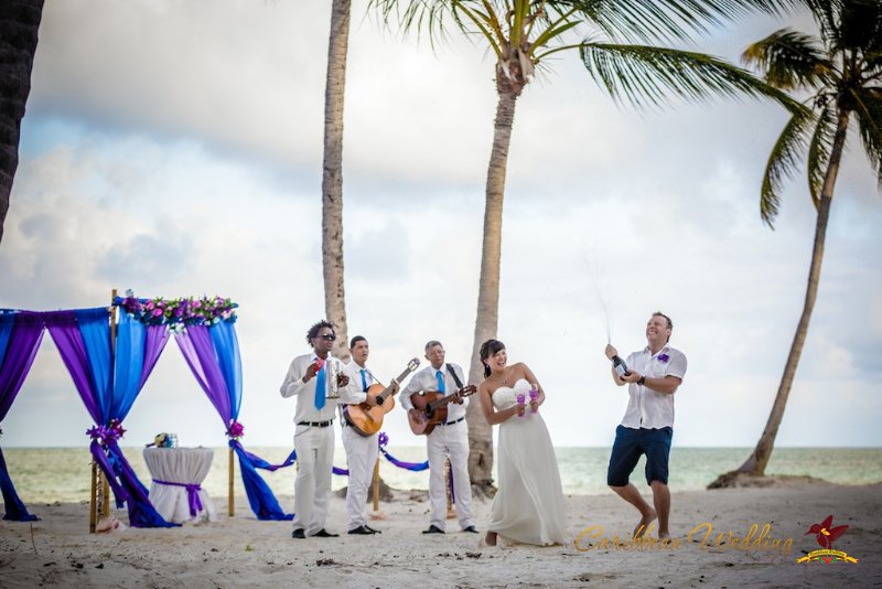 http://caribbean-wedding.ru/wp-content/gallery/vadim-and-ksenia/wedding-in-dominican-republic-35.jpg