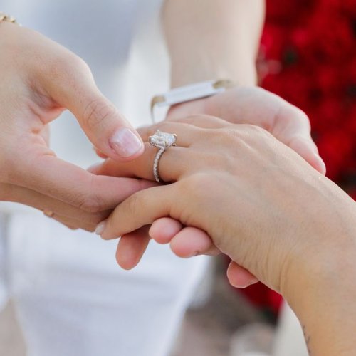 punta-cana-lesbian-engagement-13